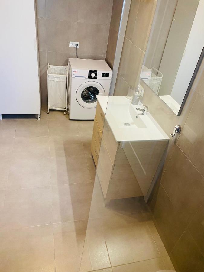Apartment Alma 1 Tias Luaran gambar